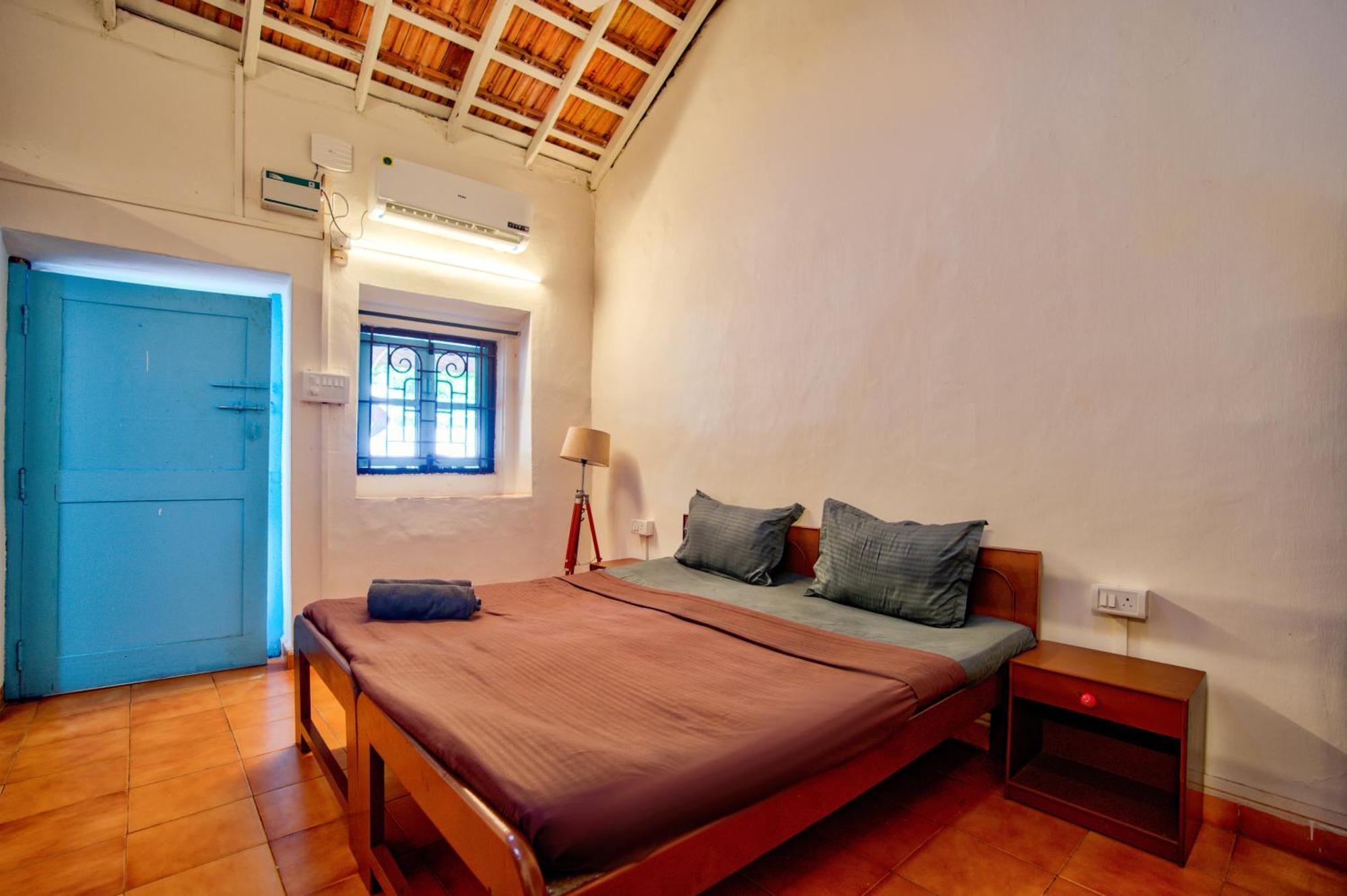 Papilio Beach Front Cottages-Tbv Baga Exteriör bild