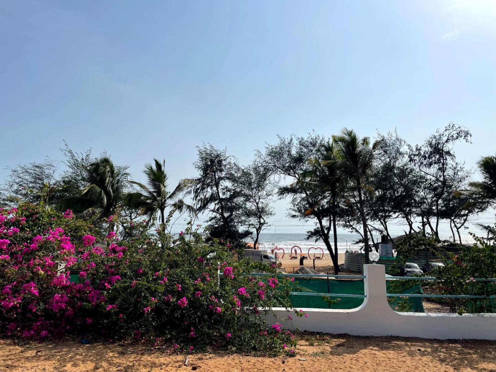 Papilio Beach Front Cottages-Tbv Baga Exteriör bild